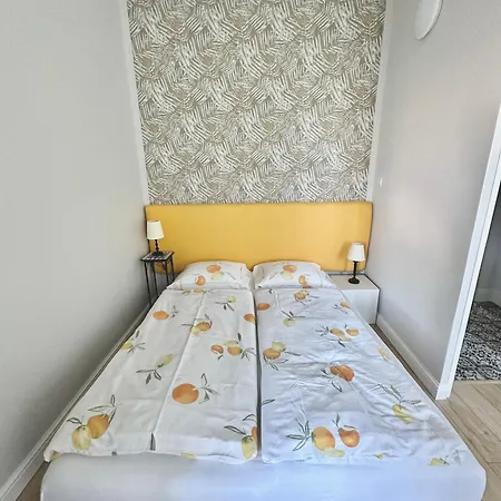 Apartment Burza *